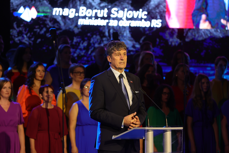Zbrane je nagovoril tudi minister za obrambo mag. Borut Sajovic. | Foto: Bruno Toič