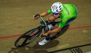 16-letnik do prve slovenske medalje na velodromu