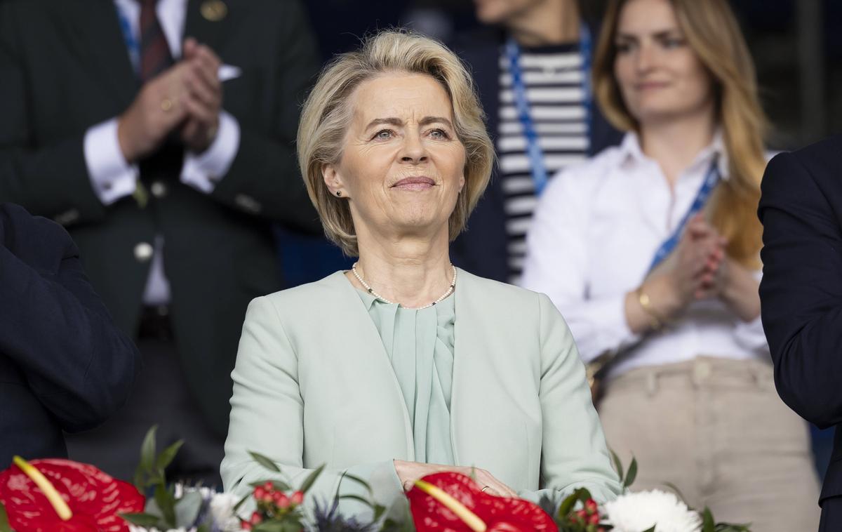 Ursula Von Der Leyen | Ursula von der Leyen bo v okviru turneje obiskala vseh šest balkanskih držav, ki si prizadevajo za vstop v EU. Po Tirani in Skopju odhaja v Bosno in Hercegovino, kjer bo že danes obiskala Jablanico in si ogledala območje, ki so ga v začetku meseca prizadele poplave s plazovi. V petek bo v Sarajevu in nato še v Beogradu, v soboto pa v Prištini in Podgorici, kjer bo tudi sklenila obisk. | Foto Guliverimage