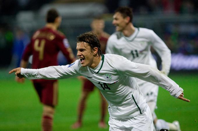 Veliko veselje po golu proti Rusiji v Mariboru 18. novembra leta 2009. | Foto: Vid Ponikvar