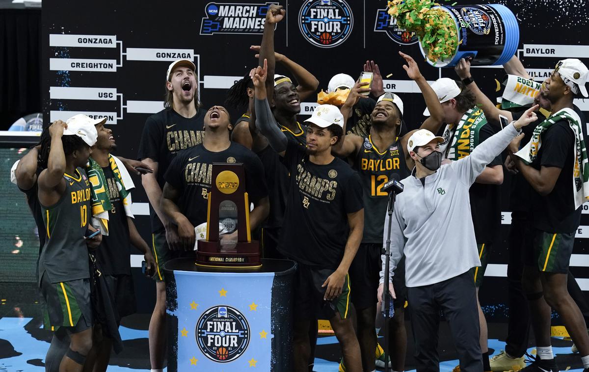Baylor Bears | Košarkarji ekipe Baylor Bears so novi državni prvaki v ameriški univerzitetni košarki. Ponoči so v sklepnem dejanju turnirja s 86:70 premagali letos nepremagljive košarkarje ekipe Gonzaga. | Foto Guliverimage