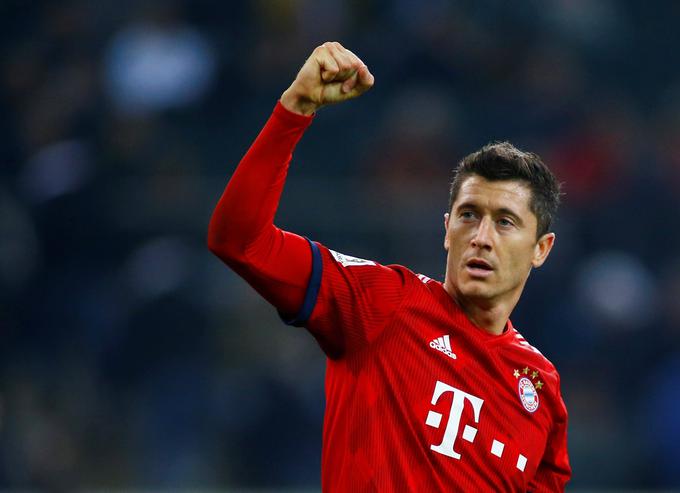 Robert Lewandowski, najboljši strelec Bayerna, je v sijajni formi. Bo to pokazal tudi tokrat? | Foto: Reuters