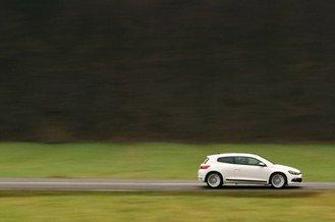 Volkswagen scirocco 2,0 TSI DSG