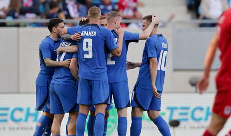 V živo: Slovenci po sporni sodniški odločitvi ostali brez zadetka