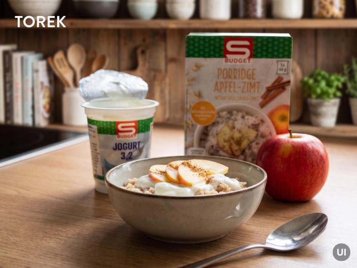 Ovsena kaša z jogurtom in svežim jabolkom je pripravljena v nekaj minutah, ena porcija pa stane samo dobrega pol evra. | Foto: Spar Slovenija d.o.o.