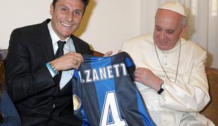 Papež bo organiziral nogometno tekmo zvezdnikov za mir