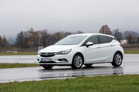 opel astra OnStar lesce letališče