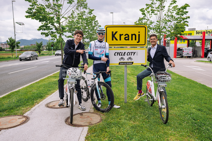 Kranj Matej Mohorič | Kranj je od organizacije A.S.O., pod okriljem katere poteka Dirka po Franciji, prejel naziv kolesarsko mesto (fr. Ville à vélo). | Foto Primož Pičulin