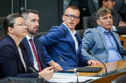 V Levici bodo zahtevali odstop poslanca Mijiča
