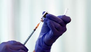 Slovenija vrača pomoč: Češki namenjenih 10 tisoč odmerkov cepiva