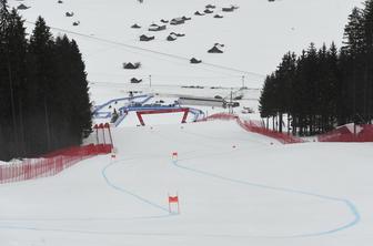 Po odpovedi smukaškega treninga v Garmischu le dva superveleslaloma