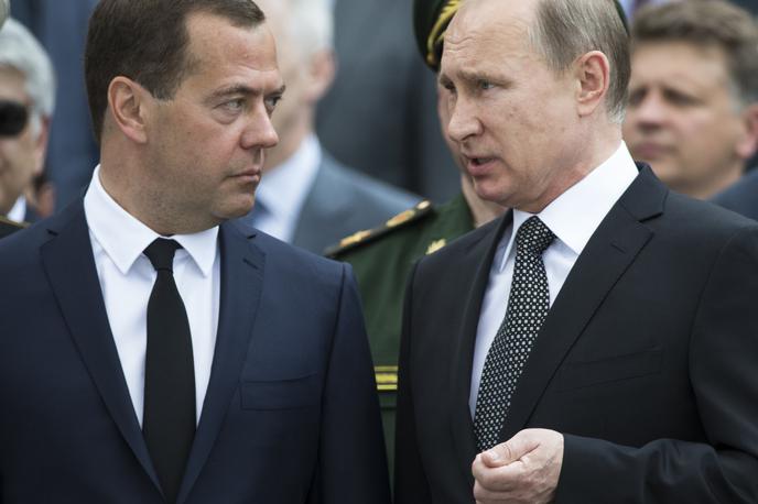 Dmitri Medvedev, Vladimir Putin | Nekdanji predsednik Rusije Dmitri Medvedjev (levo) in trenutni predsednik Rusije Vladimir Putin (desno) | Foto Guliverimage