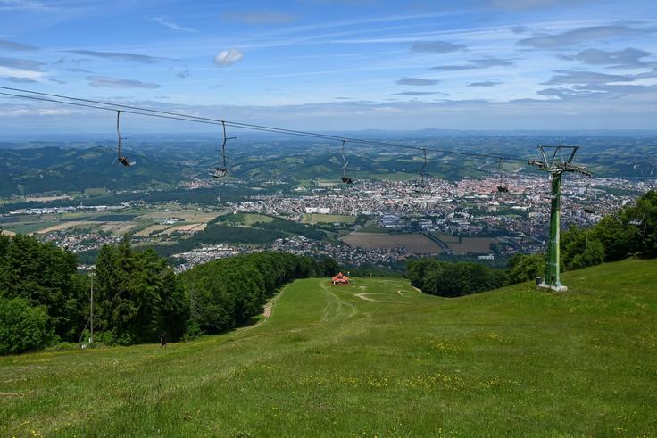 Pogled s točke imenovane Na slemenu proti Mariboru. | Foto: Matej Podgoršek