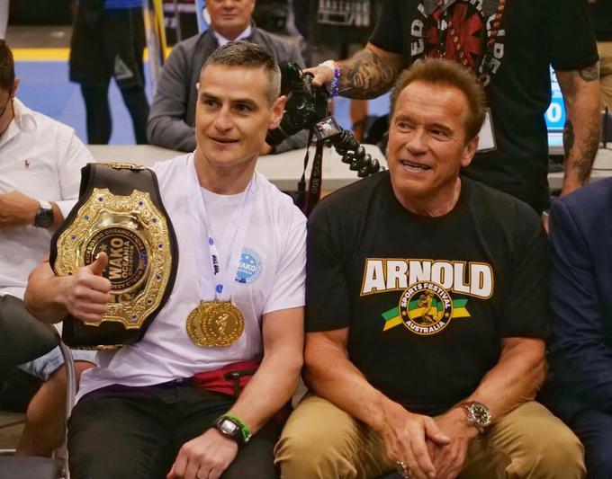 V družbi slavnega avstrijskega mišičnjaka Arnolda Schwarzeneggerja | Foto: Osebni arhiv