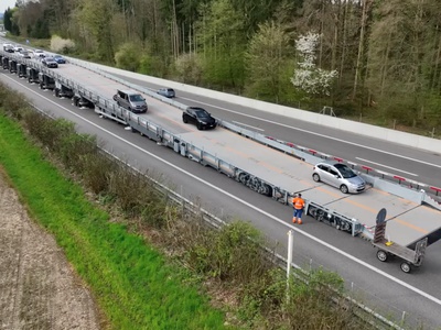 Švicarski podvig na avtocesti: namesto zastojev postavijo most #video
