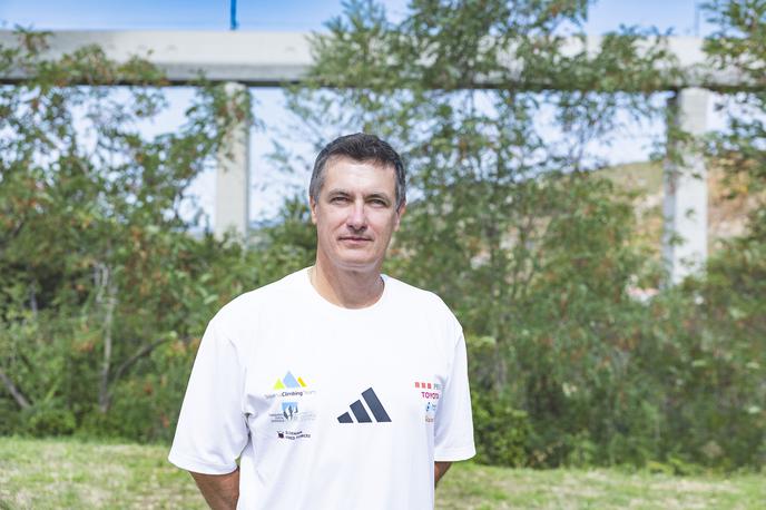 Gorazd Hren | Gorazd Hren zadnja leta domačo tekmo v težavnostnem plezanju spremlja v vlogi selektorja slovenske reprezentance, v njenih začetkih pa jo je doživljal še kot nadobuden plezalec, enkrat celo kot fotograf. | Foto Ana Kovač