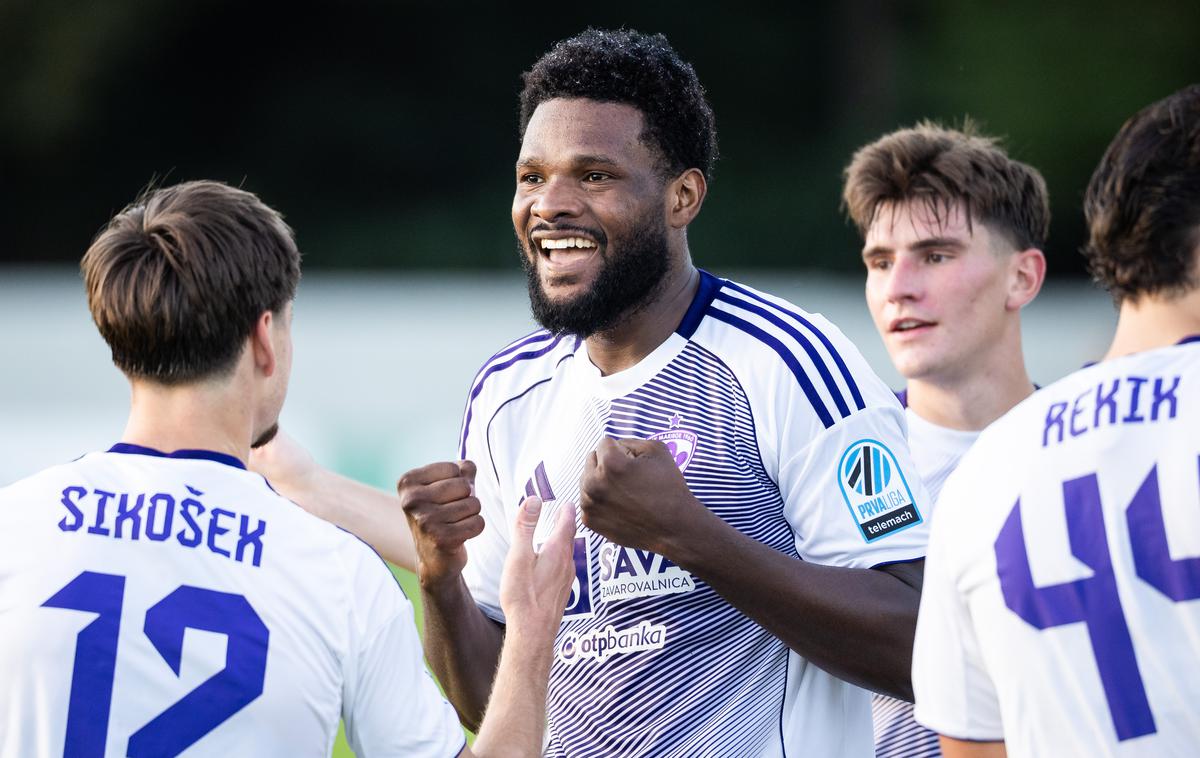 Benjamin Tetteh | Mariborčani so v gosteh s 3:2 premagali Aluminij, Benjamin Tetteh pa je poskočil na vrh lestvice najboljših strelcev. | Foto Jure Banfi
