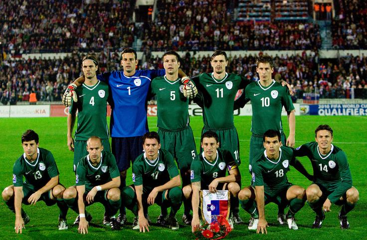 Kekova zasedba je leta 2009 Slovakom pokvarila vnaprej pripravljeno zabavo ob uvrstitvi na SP 2010. | Foto: Vid Ponikvar