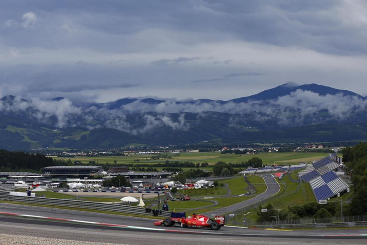 Spielberg se je 2014 vrnil v formulo 1. Letos se bo po 19 letih pavze vrnil tudi v svetovno motociklistično prvenstvo. | Foto: 