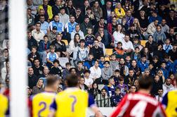 Aluminij z mojstrovino utišal Ljudski vrt, Maribor v težavah #vŽivo