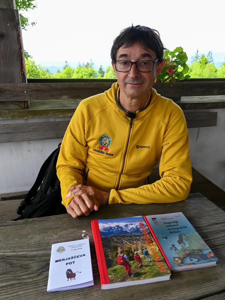 Jože Drab je avtor več knjig s planinsko tematiko. | Foto: Matej Podgoršek