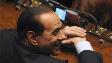 Berlusconi se zahvaljuje za sprejetje zakona o imuniteti
