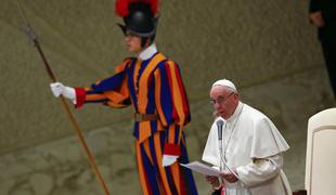 Papež: Družine, kakor jo želi Bog, se ne more primerjati s kakršnokoli drugo obliko skupnosti