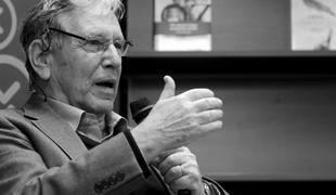 Umrl izraelski pisatelj, ki je zagovarjal strpnost do Palestincev