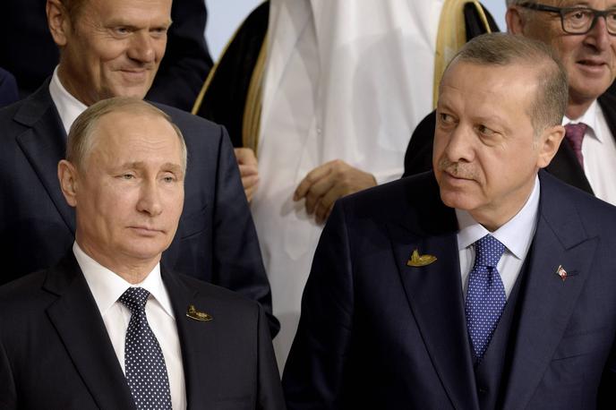 Putin, Erdogan | Erdogan si je večkrat prizadeval tudi, da bi Putina in Zelenskega pripeljal v Turčijo na mirovni vrh in ju spravil za pogajalsko mizo, čeprav pri tem za zdaj ni bil uspešen. | Foto Guliver Image