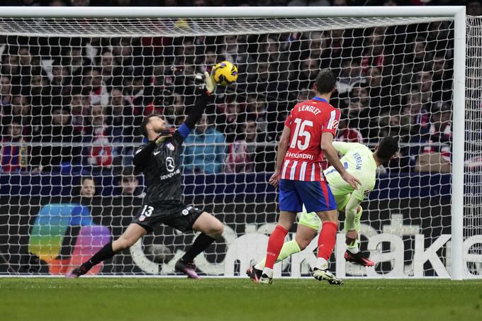 Mreža Jana Oblaka se je v nedeljo zvečer proti Barceloni zatresla kar štirikrat. | Foto: Guliverimage