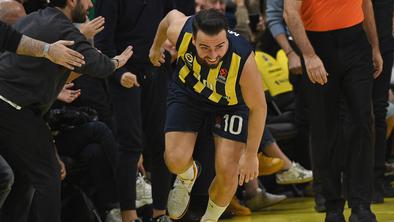 Fenerbahče razbil Panathinaikos, vse boljši Partizan