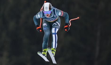 Legenda skokov kroji drese za finske smučarje