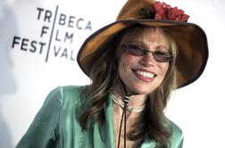 Legendarna Carly Simon razkrila diagnozi Parkinsonove bolezni in kožnega raka