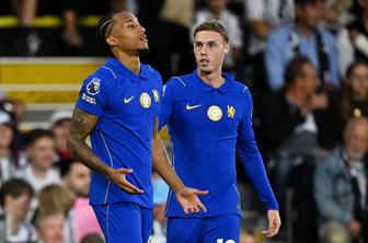 Chelsea preživel dramatičen zaključek prvega kroga v Angliji