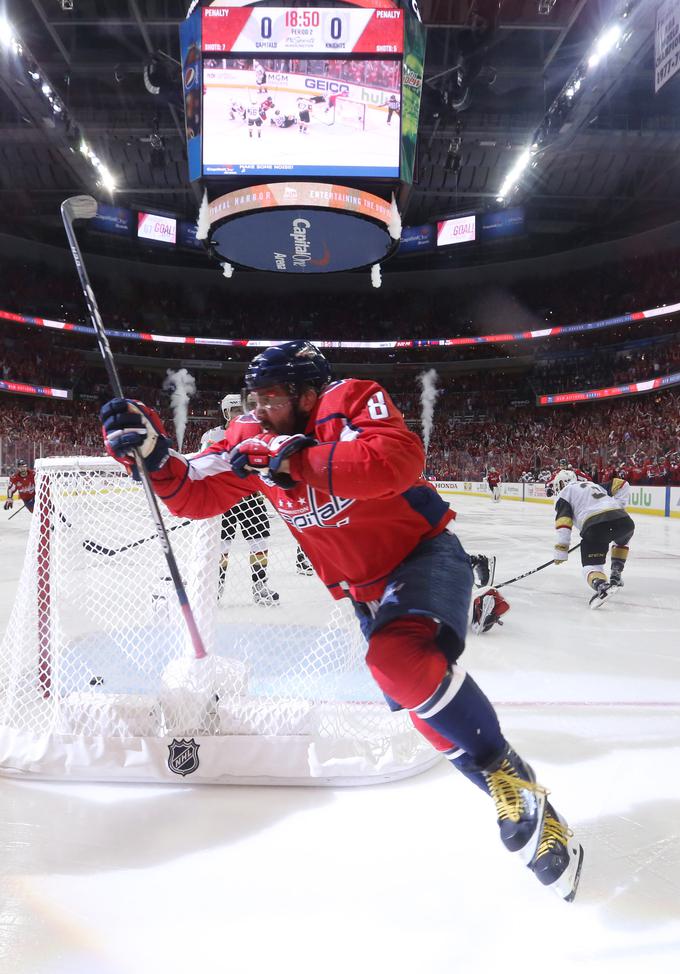 Aleksander Ovečkin je izenačil rekord franšize po doseženih zadetkih v končnici NHL. | Foto: Reuters