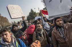 Slovenija bo sprejela 40 sirskih beguncev iz Turčije, k nam prišlo tudi devet Eritrejcev