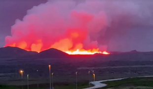 Na Islandiji znova izbruhnil vulkan #video