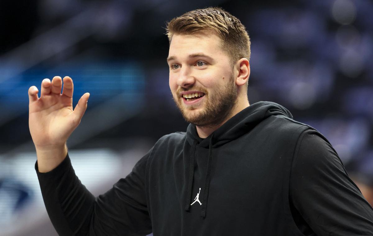 Luka Dončić | Luka Dončić bo izpustil še tretjo tekmo zapored in četrto v sezoni, a Dallas zna zmagovati tudi brez njega. | Foto Reuters