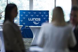 Posvet Poslovanje z nepremičninami