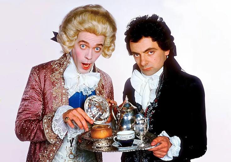 Hugh Laurie in Rowan Atkinson v 3. sezoni serije Črni gad. | Foto: BBC