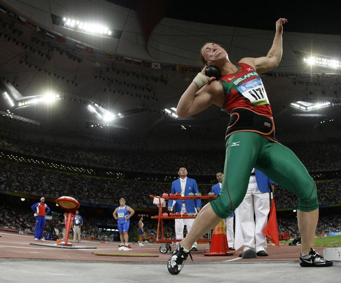 Natalija Miknevič bo ostala brez srebrne olimpijske medalje iz Pekinga. | Foto: Reuters
