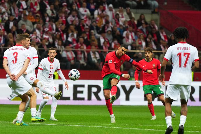 Portugalska še s tretjo zmago, niz Španije traja že 13 tekem