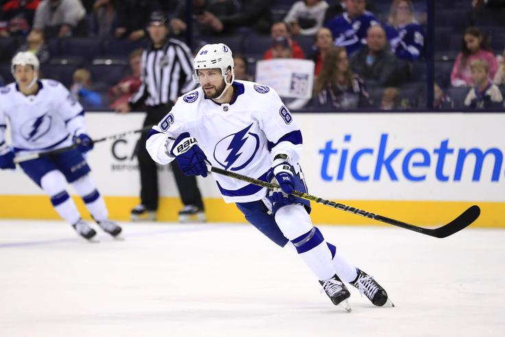 Igralec Tampe Nikita Kučerov z 99 točkami istaja najučinkovitejši igralec lige NHL. | Foto: Reuters