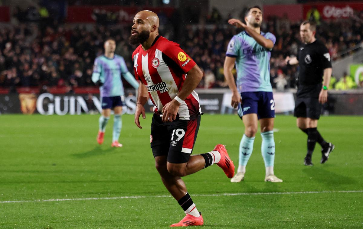 Bryan Mbeumo Brentford Arsenal | Bryan Mbeumo je popeljal Brentford v vodstvo proti Arsenalu v 13. minuti. | Foto Reuters