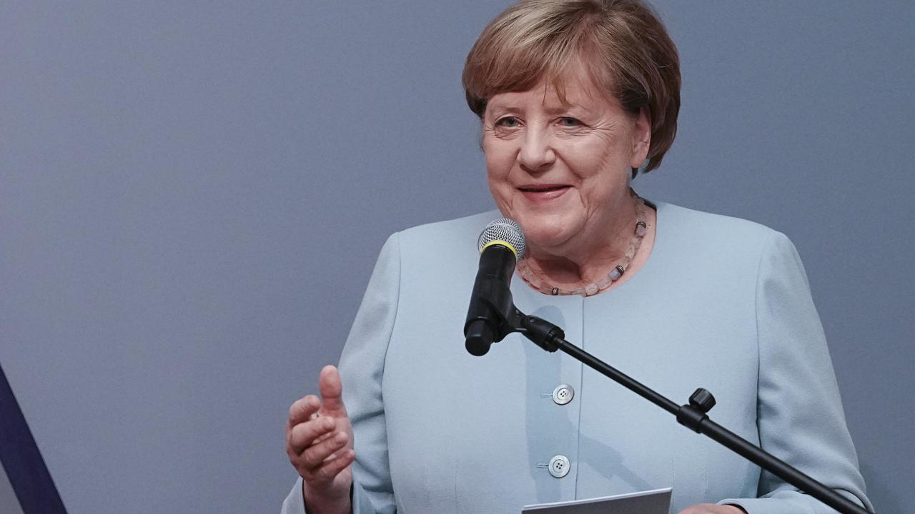 To pravi Angela Merkel o ukinitvi javne radiotelevizije