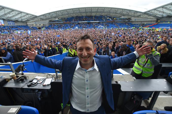 Predsednik kluba je 48-letni Tony Bloom. Angleški igralec pokra, ki je Brighton & Hove prvič popeljal v angleško premier ligo. | Foto: Getty Images