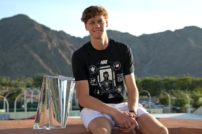 Jannik Sinner | Italijan Jannik Sinner se je z zmago na mastersu v Indian Wellsu na lestvici ATP nekoliko približal Carlosu Alcarazu. | Foto Reuters