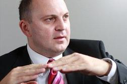 Mitič: Naredili korak nazaj, vendar vztrajamo