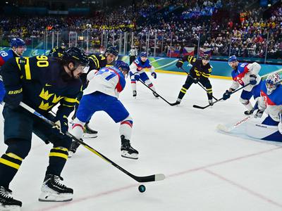 Švedom derbi s Slovaki, oboji zdaj pri dveh zmagah