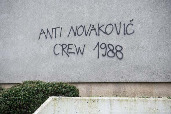 Huligani Olimpije sporočili Novakoviću: Ljubljana ni več tvoje mesto (foto)